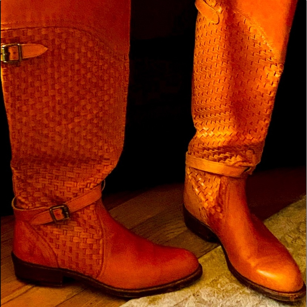 Women’s Frye boots